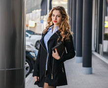 Cargar imagen en el visor de la galería, *Kors Trench Jacket